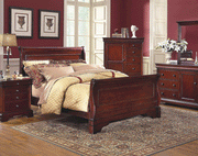 New Classic Versaille California King Sleigh Bed in Bordeaux - Sims Furniture