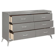 Huxley Dresser-Gray